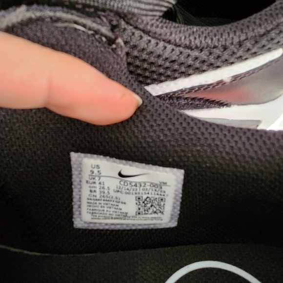 Nike Air Max Excee Women's 9.5 - Picture 3 of 6